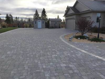 PM Landscaping paving stones and natural products